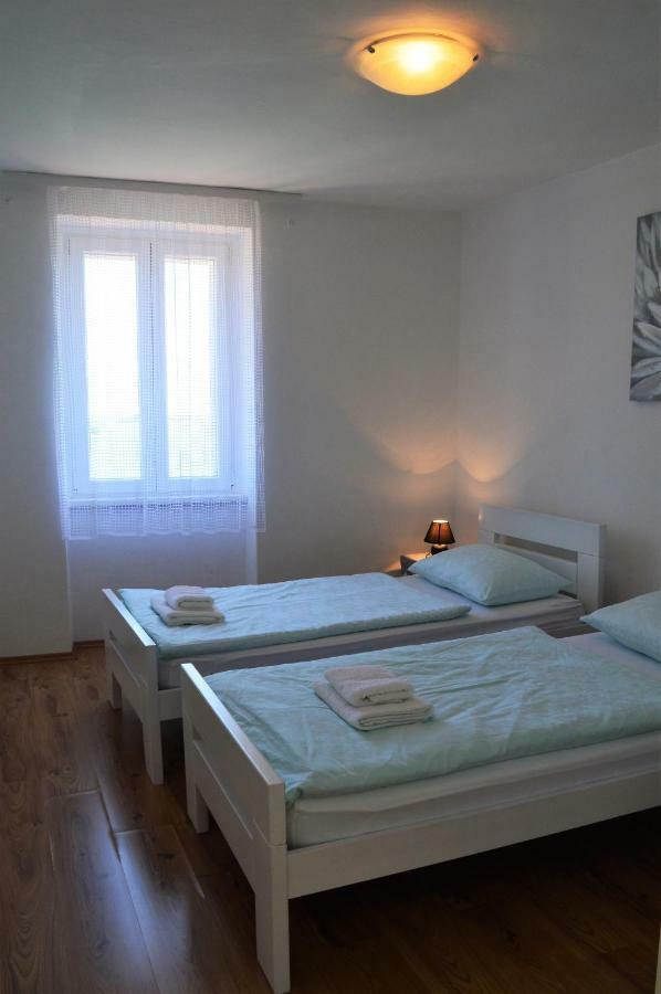 Apartmani Luan Vis Extérieur photo